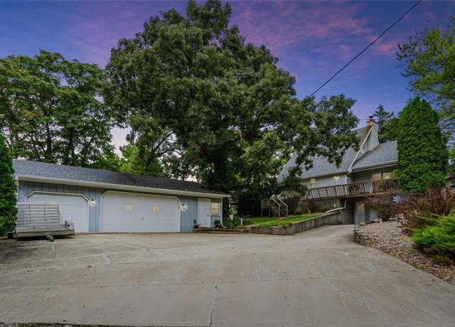 Property at 1281 160th Trl, Knoxville, IA 50138, 3 beds, 2.5 baths