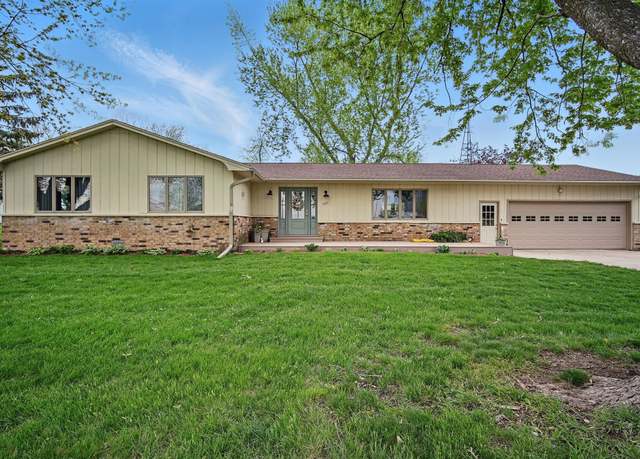 Property at 509 Main St, Yale, IA 50277, 3 beds, 2 baths