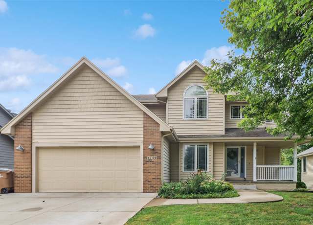 Property at 4750 Waterford Dr, West Des Moines, IA 50265, 3 beds, 3.5 baths