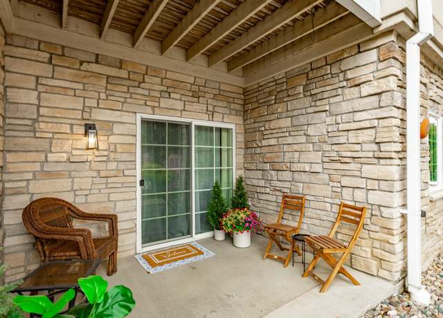 Property at 2901 Grand Ave #103, Des Moines, IA 50312, 2 beds, 2 baths