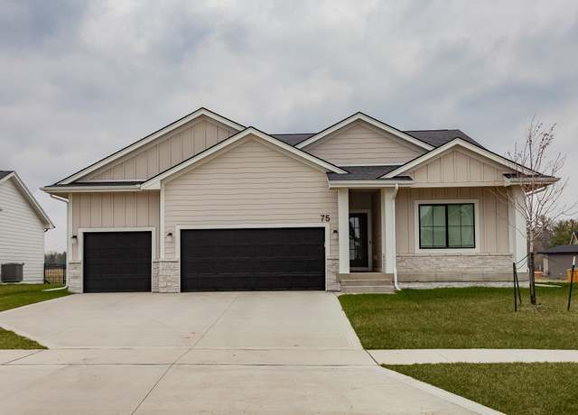 Property at 75 NW Ashley Ct, Waukee, IA 50263, 5 beds, 2.5 baths