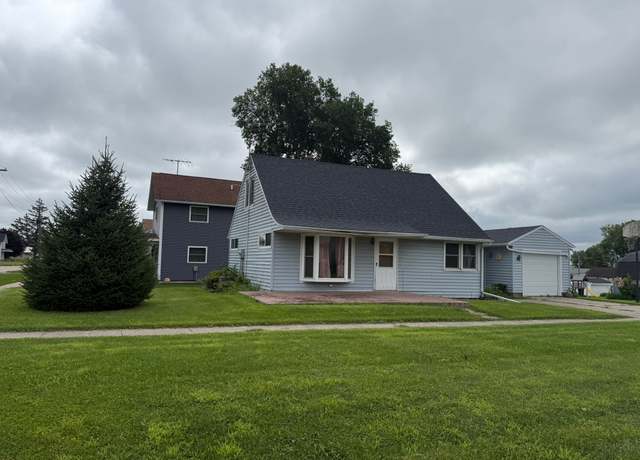 Property at 715 Broadway St, Brooklyn, IA 52211, 2 beds, 2 baths