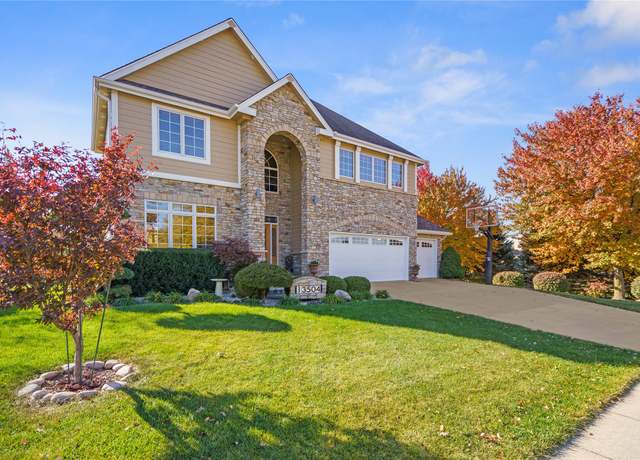 Property at 13504 Sheridan Ave, Urbandale, IA 50323, 5 beds, 5.5 baths