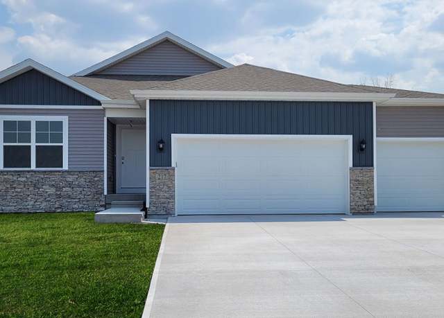 Property at 1105 NE Crossing Oaks Dr, Ankeny, IA 50021, 4 beds, 3 baths