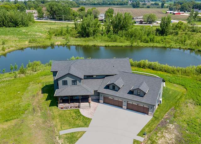 Property at 100 Coventry Ct, Clear Lake, IA 50428, 6 beds, 5 baths