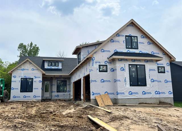 Property at 609 Pelican Dr, Polk City, IA 50226, 4 beds, 3.5 baths