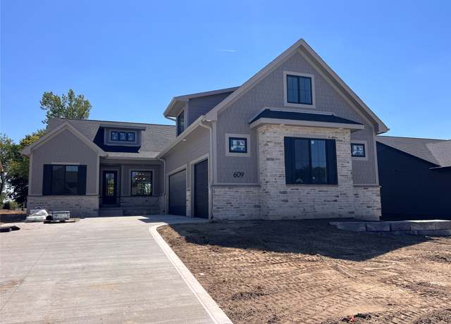 Property at 609 Pelican Dr, Polk City, IA 50226, 4 beds, 3.5 baths