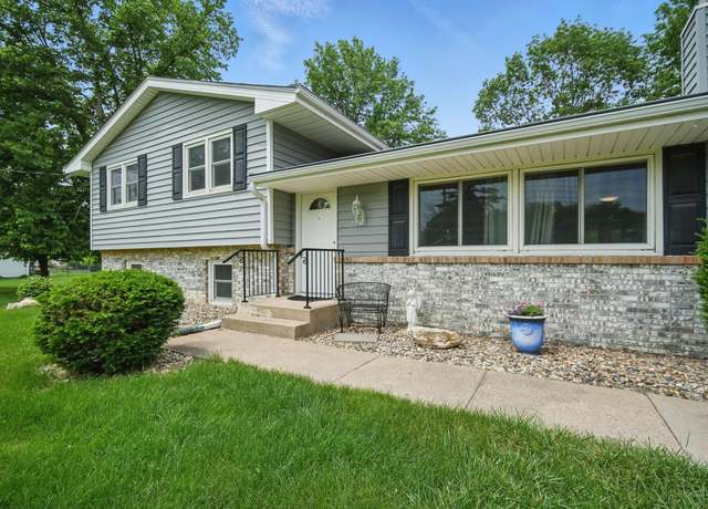 Property at 2431 NW 84th Ave, Ankeny, IA 50023, 4 beds, 2.5 baths