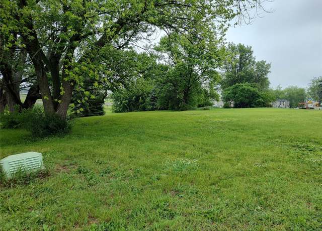 Property at 1015 S 5th St, Stuart, IA 50250