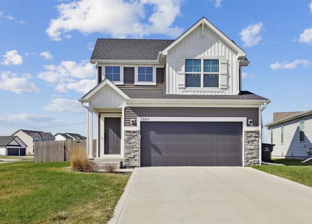 Property at 1285 NW Yorktown Dr, Waukee, IA 50263, 3 beds, 2.5 baths