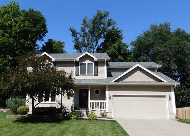 Property at 3300 SW 34th St, Des Moines, IA 50321, 4 beds, 3 baths