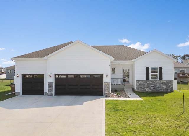 Property at 2619 Spring Ct SE, Altoona, IA 50009, 3 beds, 2.5 baths