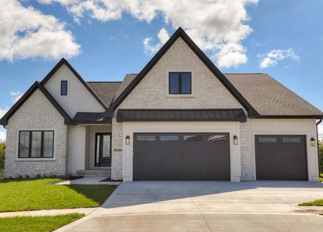 Property at 8109 Buckley St, Johnston, IA 50131, 4 beds, 3.5 baths