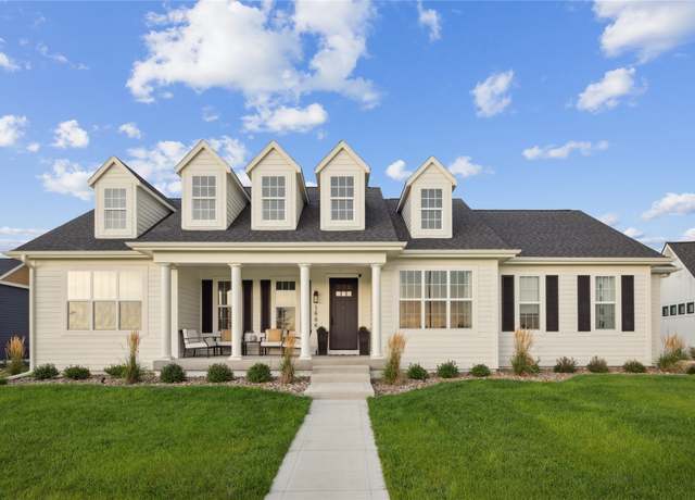 Property at 1606 SW Des Moines St, Ankeny, IA 50023, 4 beds, 4 baths