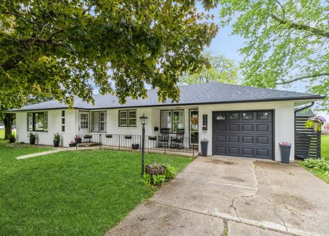 Property at 803 2nd St, Sully, IA 50251, 3 beds, 1 bath