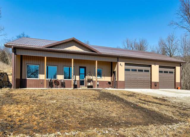 Property at 2325 Carver Rd, Winterset, IA 50273, 3 beds, 2.5 baths