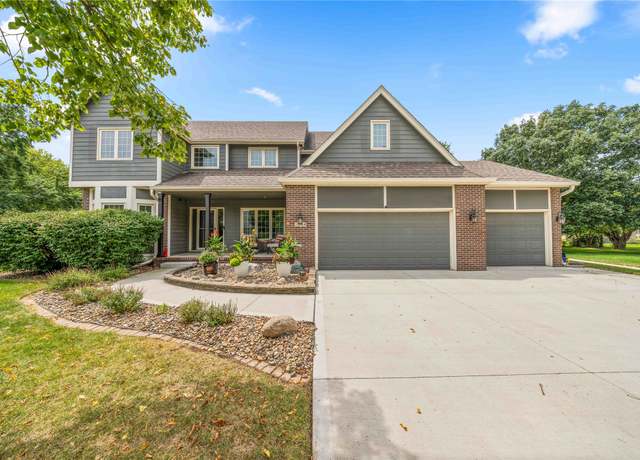 Property at 1844 NW 151st Ct, Clive, IA 50325, 5 beds, 4 baths