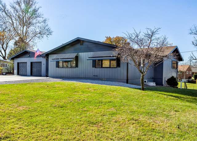 Property at 925 S Story St, Boone, IA 50036, 4 beds, 4 baths