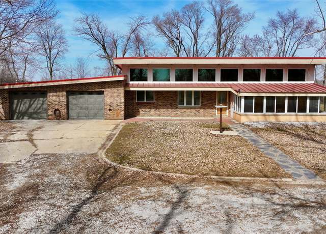 Property at 19263 123rd Pl, Perry, IA 50220, 2 beds, 1.5 baths