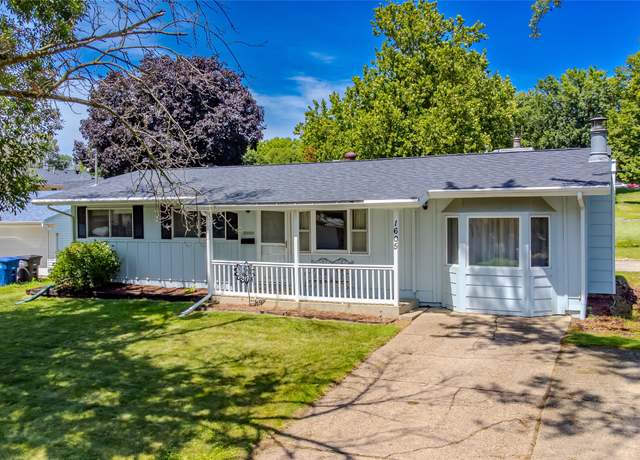 Property at 1605 Frazier Ave, Des Moines, IA 50315, 3 beds