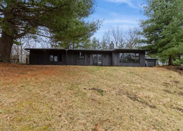 Property at 2417 149th Ln, Carlisle, IA 50047, 3 beds, 2 baths