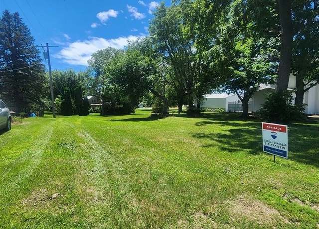 Property at 205 W Ross St, Toledo, IA 52342