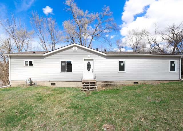 Property at 300 E Front St, Colfax, IA 50054, 3 beds, 2 baths