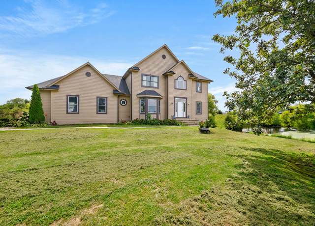 Property at 7743 43rd Ave, Prole, IA 50229, 3 beds, 3.5 baths