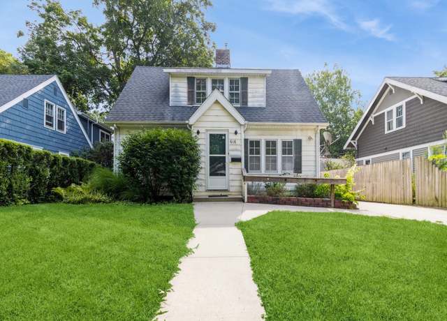 Property at 616 Lynn Ave, Ames, IA 50014, 4 beds, 3 baths