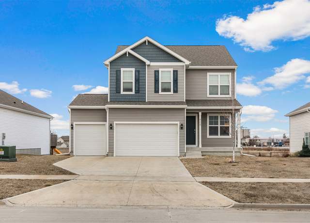 Property at 908 Cove St SE, Bondurant, IA 50035, 5 beds, 3.5 baths