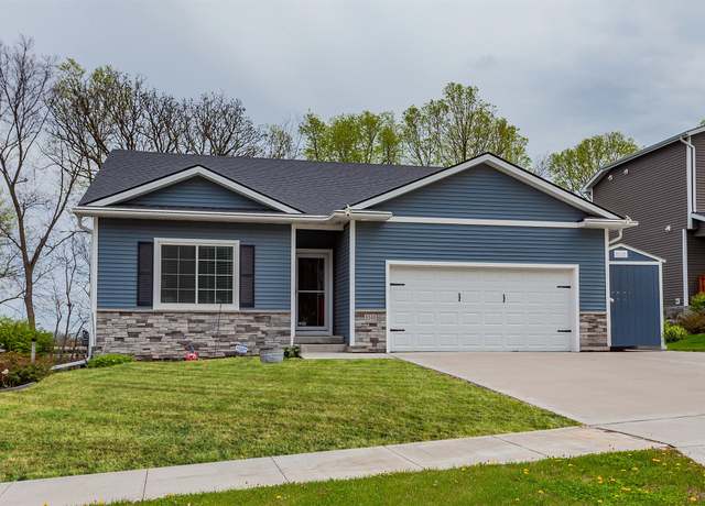 Property at 5345 Carter Ct, Johnston, IA 50131, 3 beds, 3 baths