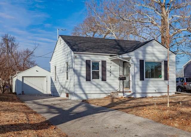 Property at 4140 Cambridge St, Des Moines, IA 50313, 2 beds, 1 bath