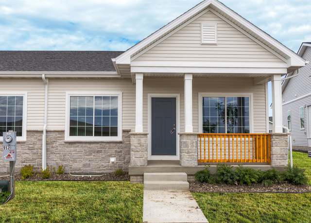 Property at 948 Sawgrass Dr, Norwalk, IA 50211, 3 beds, 3 baths