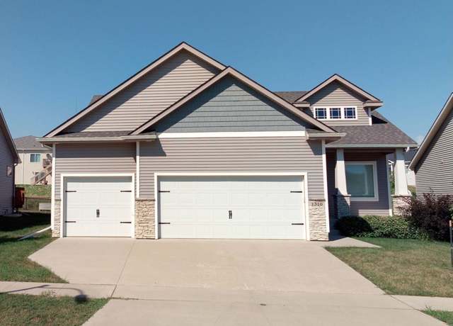 Property at 1316 Tuscany Dr SE, Altoona, IA 50009, 3 beds, 2 baths