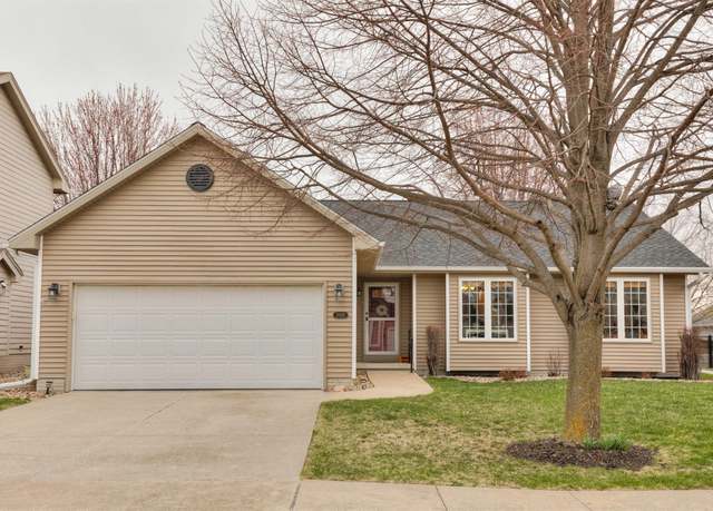 Property at 2005 Country Cove Ln, Altoona, IA 50009, 3 beds, 2 baths