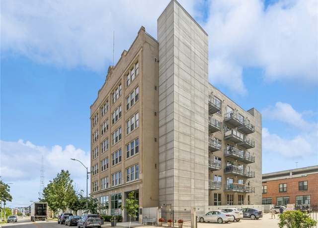 Property at 112 11th St #102, Des Moines, IA 50309, 1 bed, 1 bath