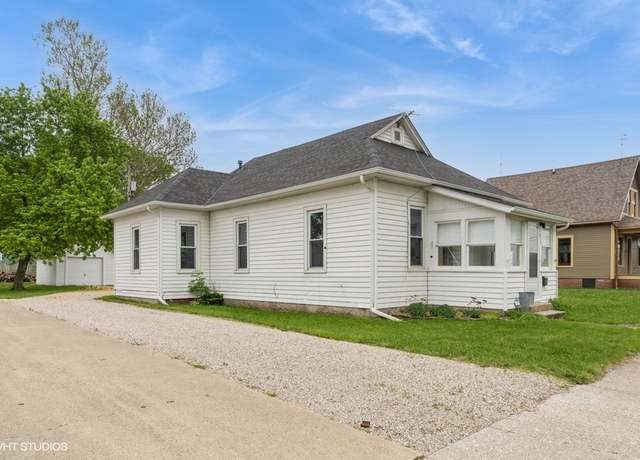 Property at 617 SW Cherry St, Ankeny, IA 50023, 2 beds, 1 bath
