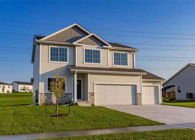 Property at 16508 Ironwood Ln, Urbandale, IA 50323, 4 beds, 2.5 baths