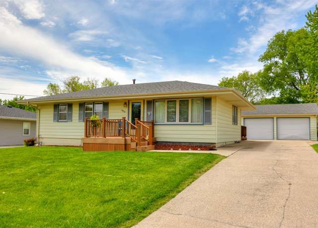 Property at 600 N 4th St, Carlisle, IA 50047, 3 beds, 2 baths