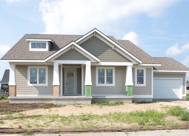 Property at 408 SW 18th St, Ankeny, IA 50023, 4 beds, 3.5 baths
