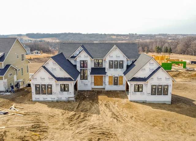 Property at 749 S 95th St, West Des Moines, IA 50266, 6 beds, 5.5 baths