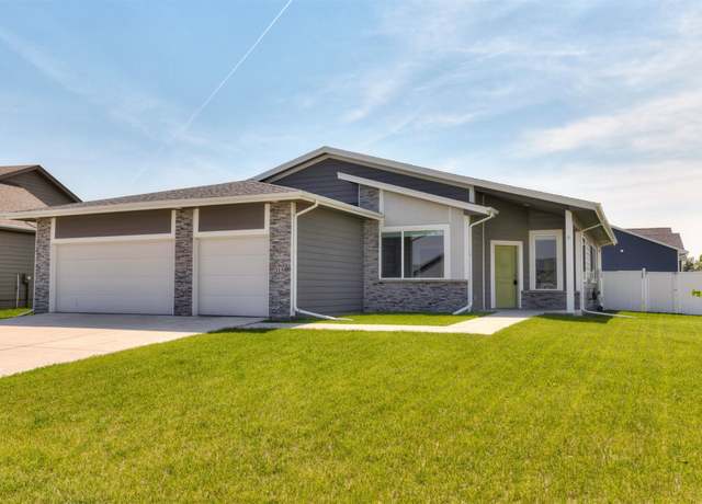 Property at 315 NW Gracewood Dr, Waukee, IA 50263, 2 beds, 3 baths