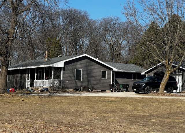 Property at 3656 NE 62nd Ave, Ankeny, IA 50021, 3 beds, 2 baths