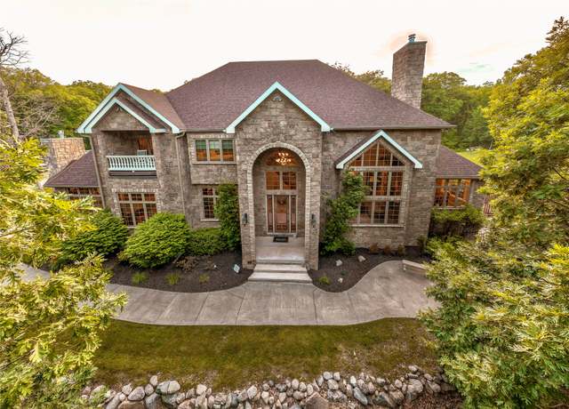 Property at 13426 169th Ln, Indianola, IA 50125, 5 beds, 5.5 baths