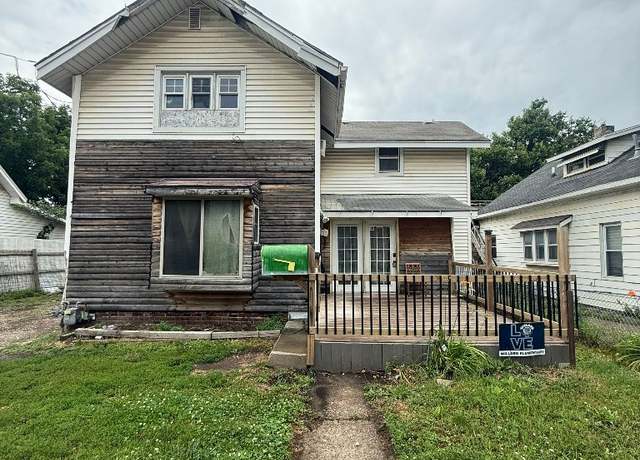 Property at 2944 Dean Ave, Des Moines, IA 50317, 3 beds, 1.5 baths