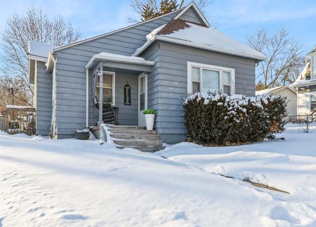 Property at 220 N 1st St, Carlisle, IA 50047, 2 beds, 1 bath