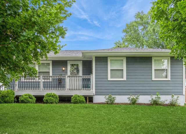 Property at 3817 80th St, Urbandale, IA 50322, 4 beds, 2 baths