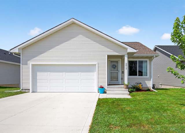 Property at 2812 Long Ave, Van Meter, IA 50261, 3 beds, 2 baths
