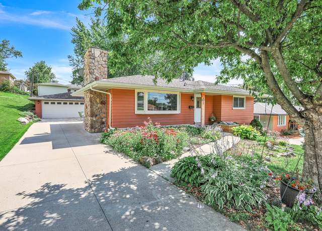 Property at 2445 E Tiffin Ave, Des Moines, IA 50317, 4 beds, 2 baths