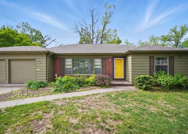 Property at 5808 Chamberlain Dr, Des Moines, IA 50312, 4 beds, 2 baths